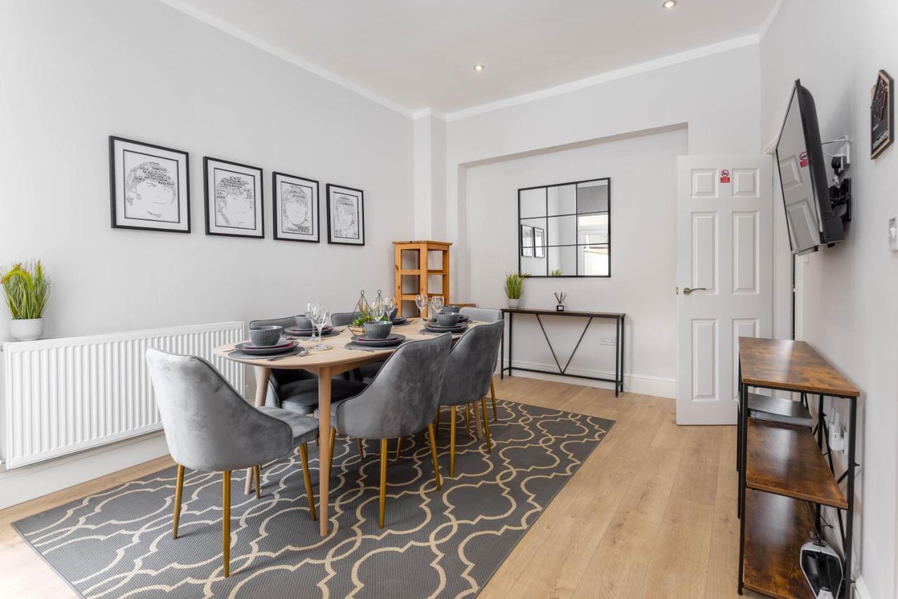 Modern & Stylish Home At The Corner Of Famous Penny Lane In Liverpool Luaran gambar