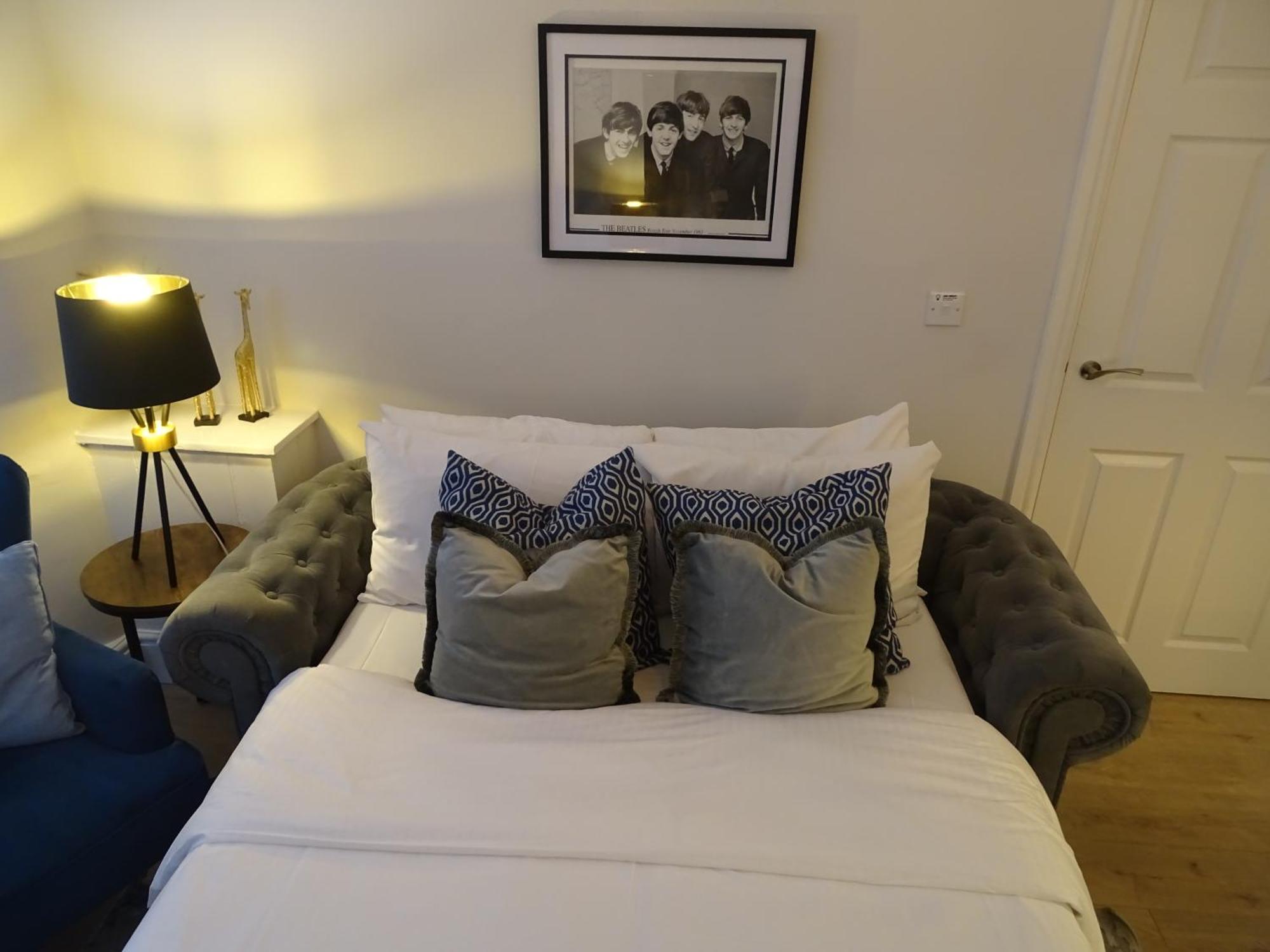 Modern & Stylish Home At The Corner Of Famous Penny Lane In Liverpool Luaran gambar